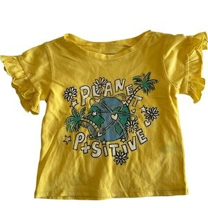 Harper canyon NWT cute yellow ruffled sleeve planet positive tshirt‎ 2T